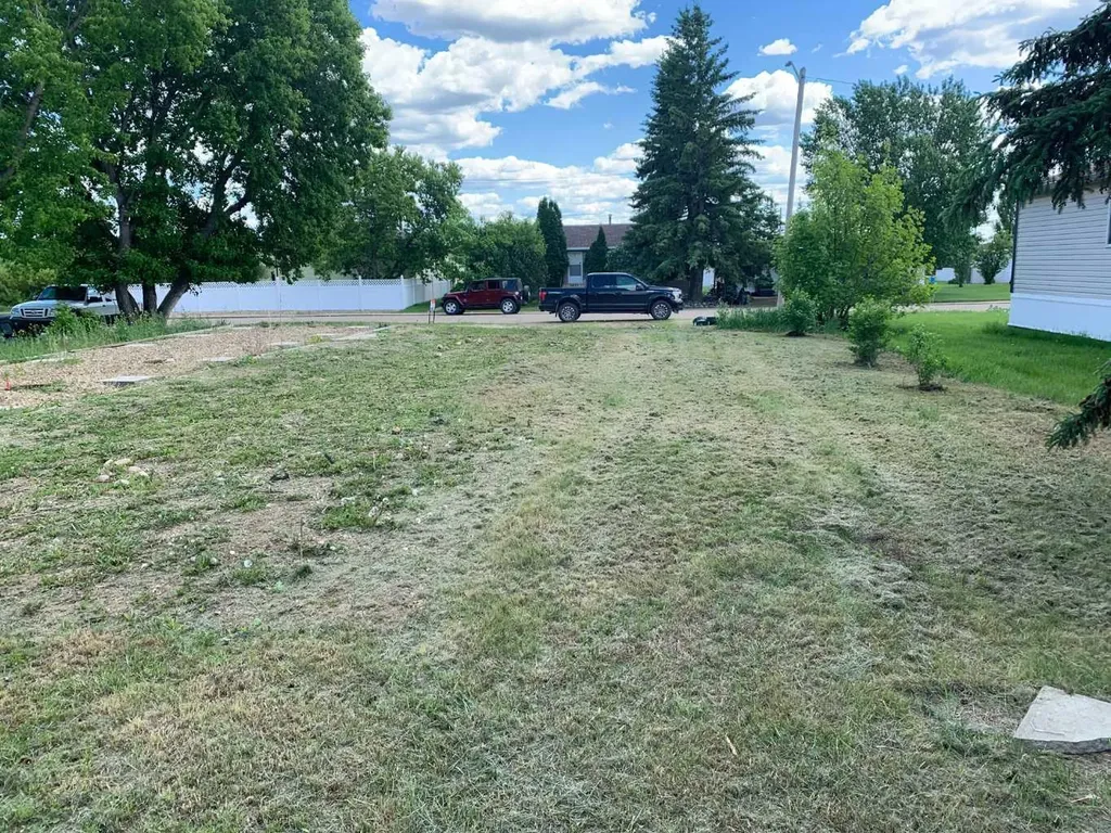5036 47 Street Hardisty AB T0B 1V0