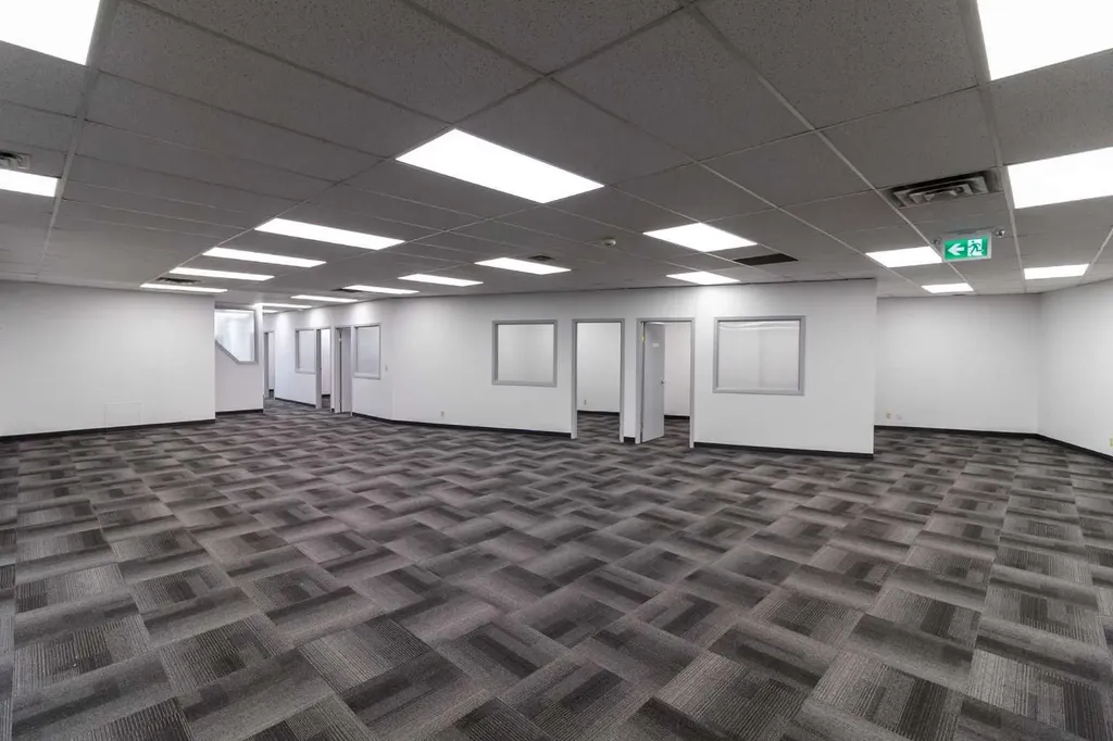 1530 27 Avenue NE Calgary AB T2E 7S6