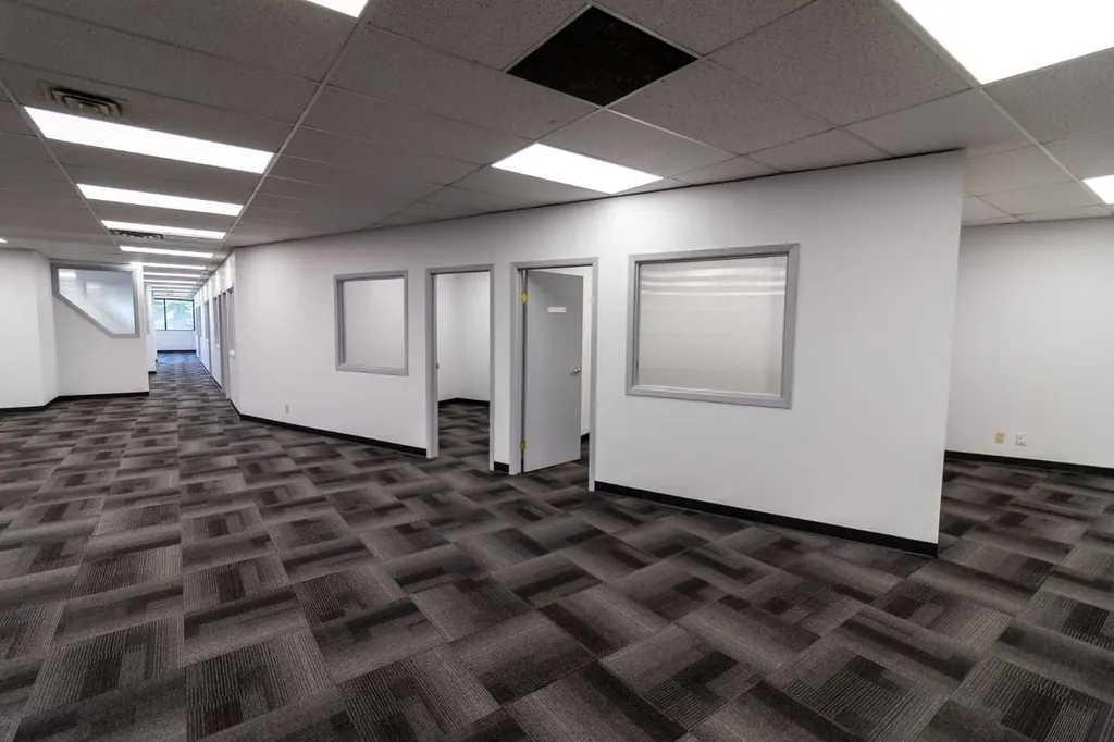 1530 27 Avenue NE Calgary AB T2E 7S6