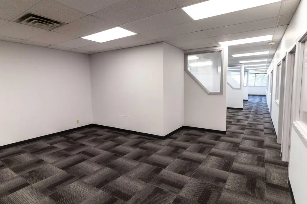 1530 27 Avenue NE Calgary AB T2E 7S6