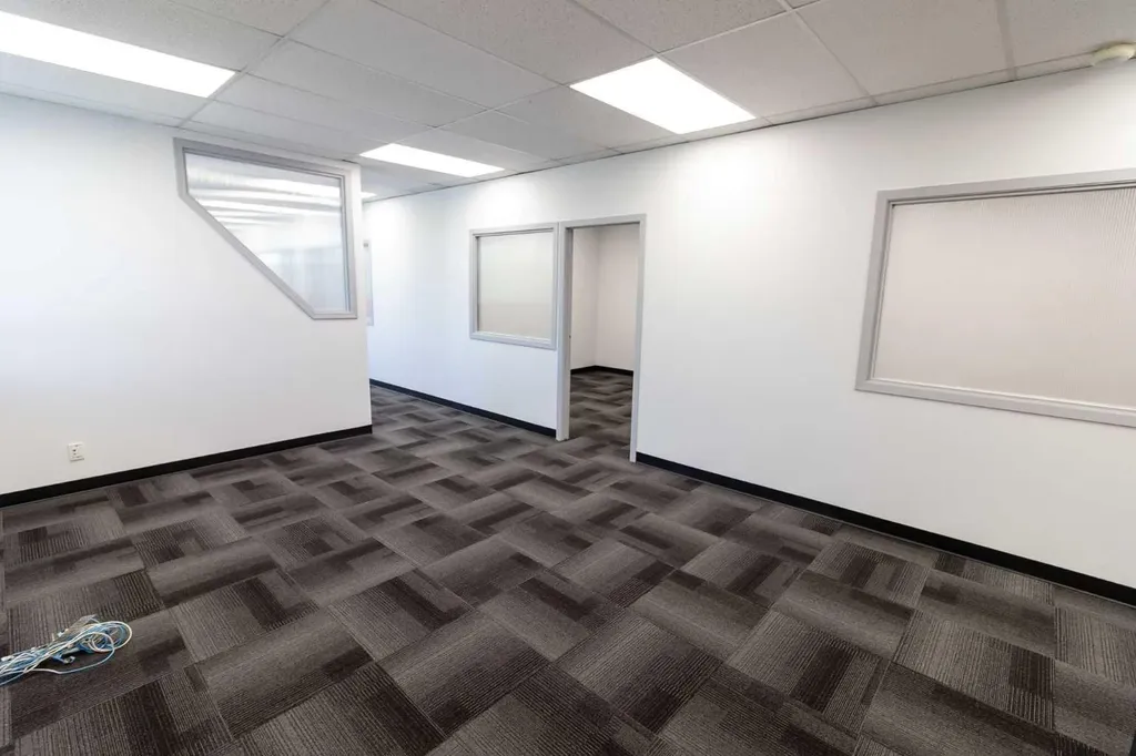 1530 27 Avenue NE Calgary AB T2E 7S6