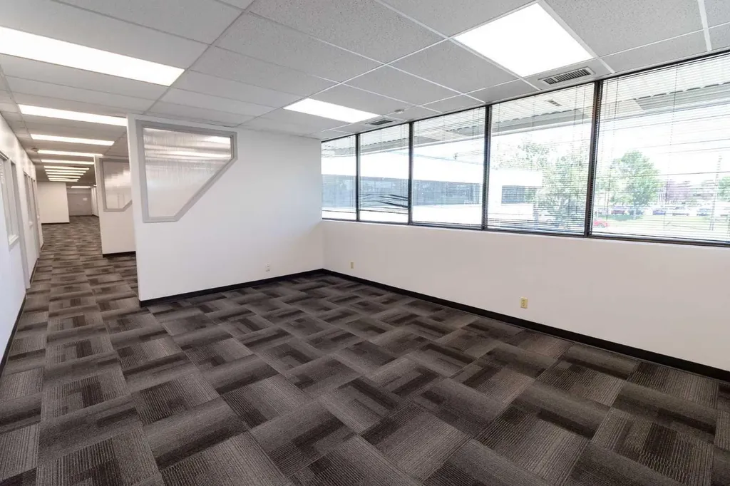 1530 27 Avenue NE Calgary AB T2E 7S6