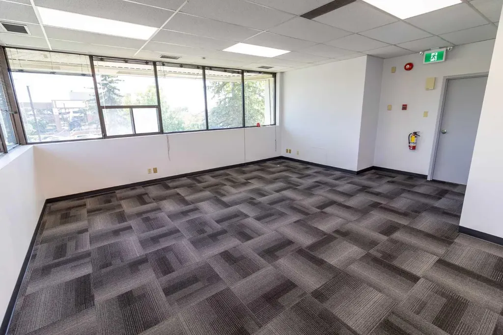 1530 27 Avenue NE Calgary AB T2E 7S6