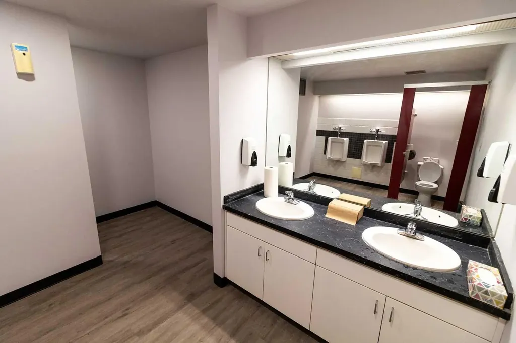 1530 27 Avenue NE Calgary AB T2E 7S6