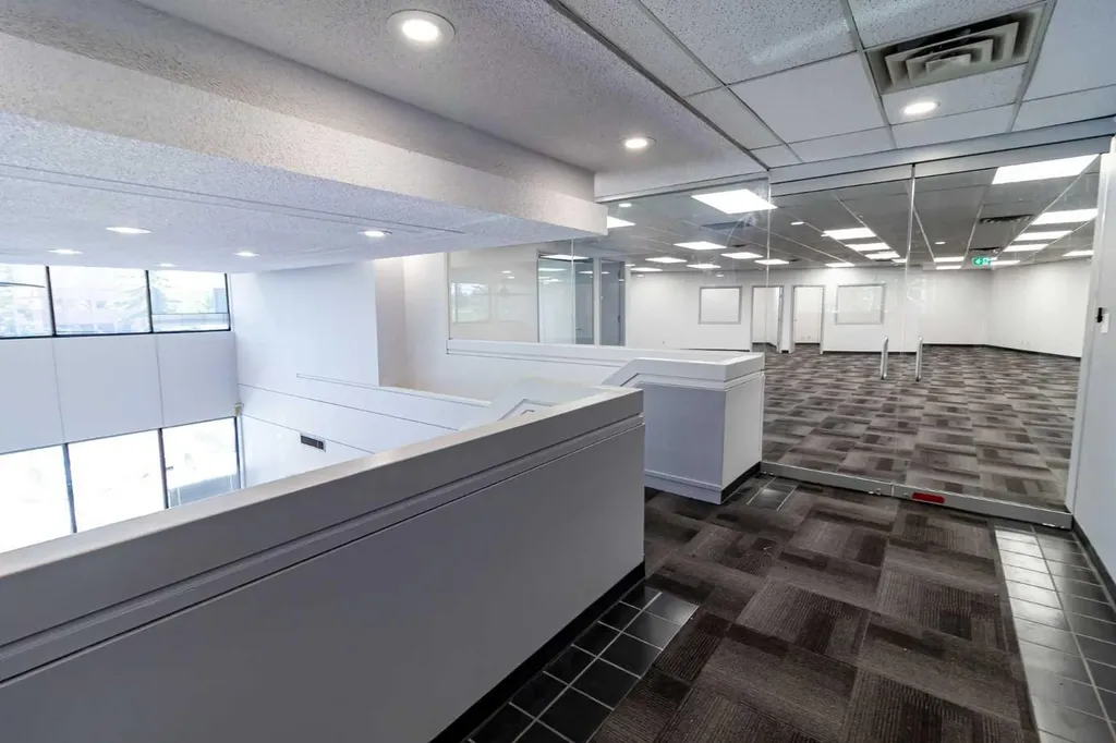 1530 27 Avenue NE Calgary AB T2E 7S6