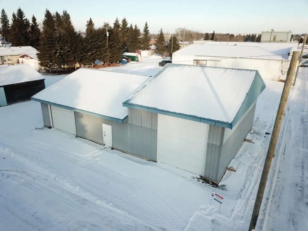 4904 51 Street Innisfree AB T0B 2G0