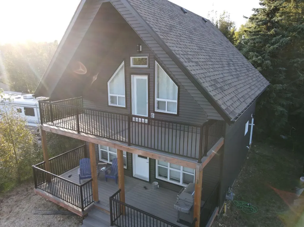 83 13415 Township 752a High Prairie AB T0G 1E0