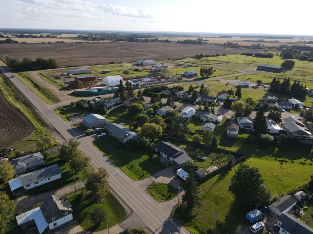 4833 48th Street High Prairie AB T0G 1E0