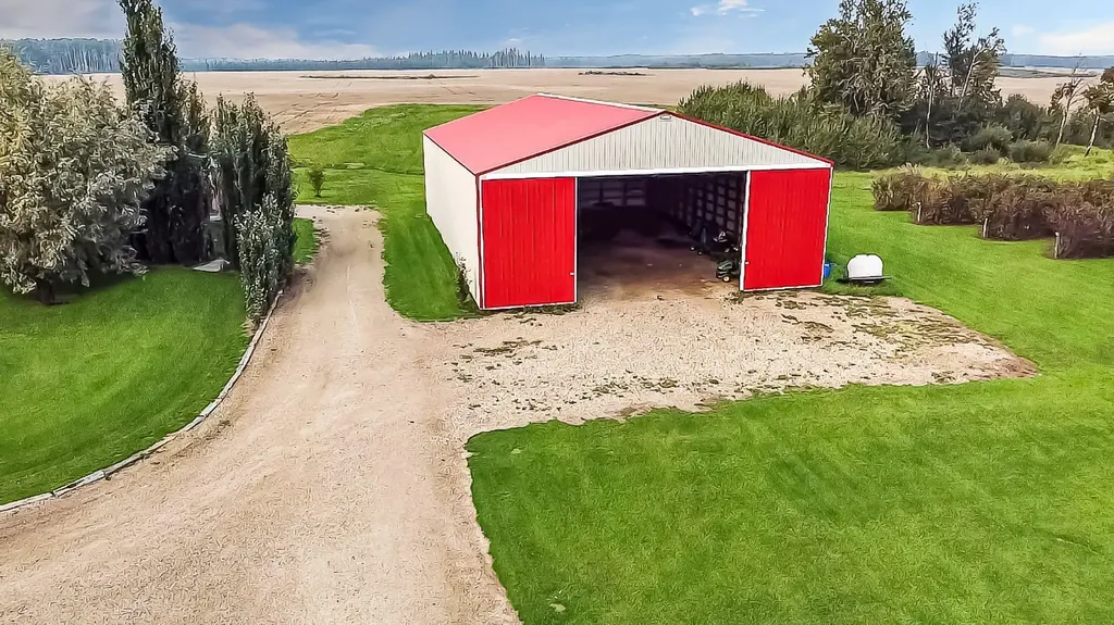 19132 Twp 825 Rural Northern Sunrise County AB T8S 1T1