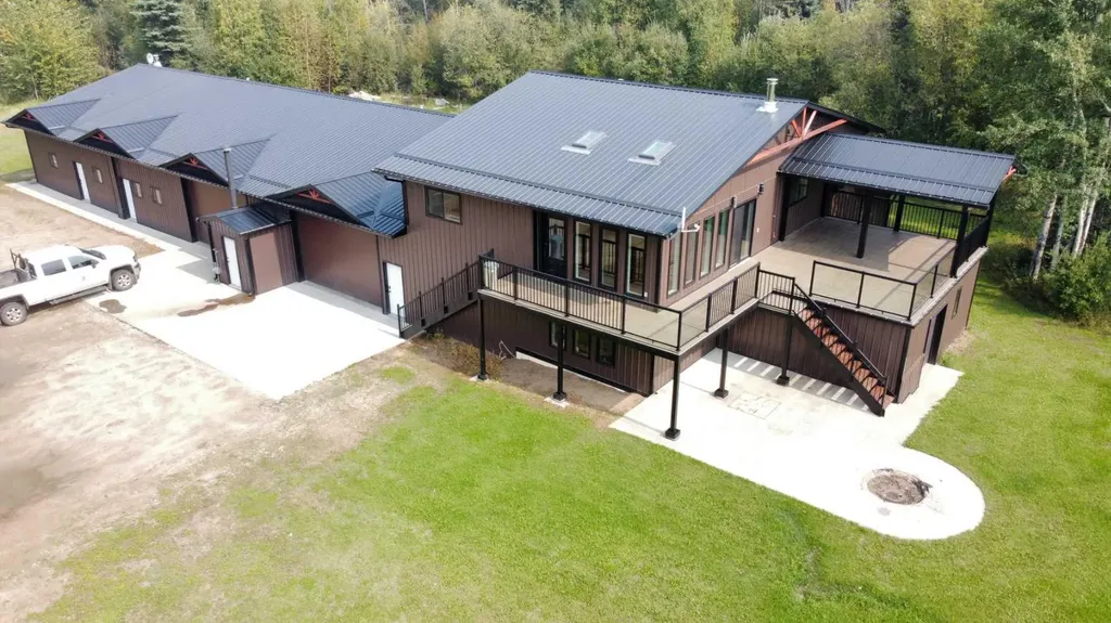 655059 Highway 813 Rural Athabasca County AB T9S 2A2
