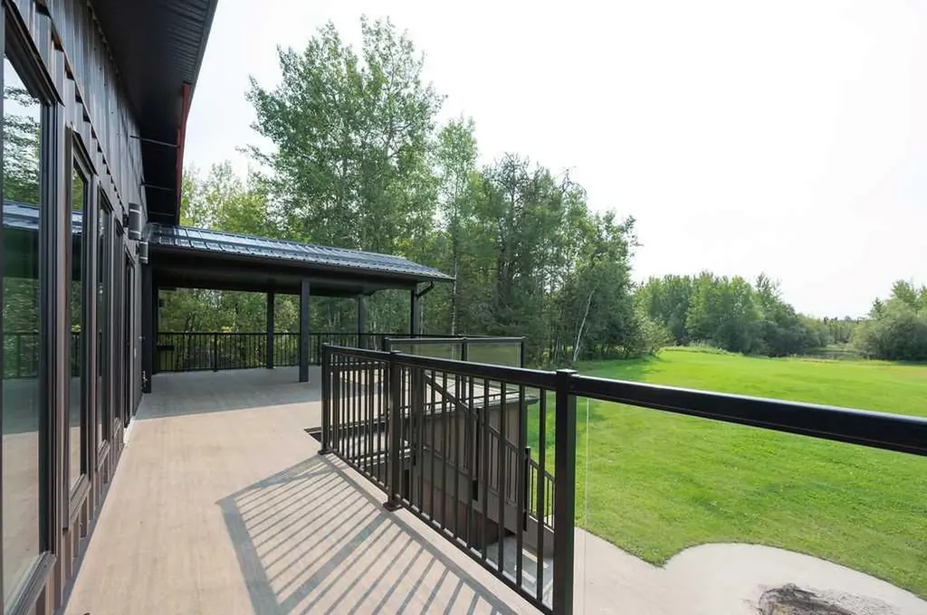 655059 Highway 813 Rural Athabasca County AB T9S 2A2