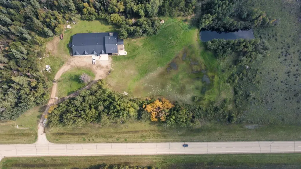655059 Highway 813 Rural Athabasca County AB T9S 2A2