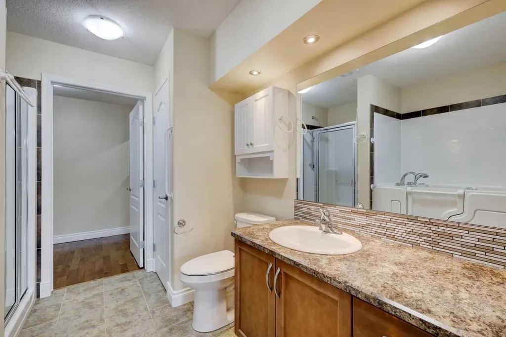 24 Garden Way Drumheller AB T0J 0Y5