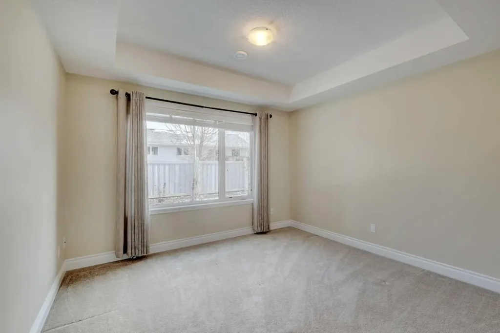 24 Garden Way Drumheller AB T0J 0Y5