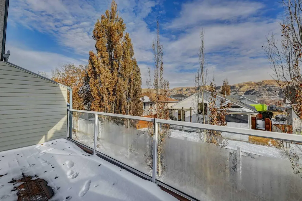 24 Garden Way Drumheller AB T0J 0Y5