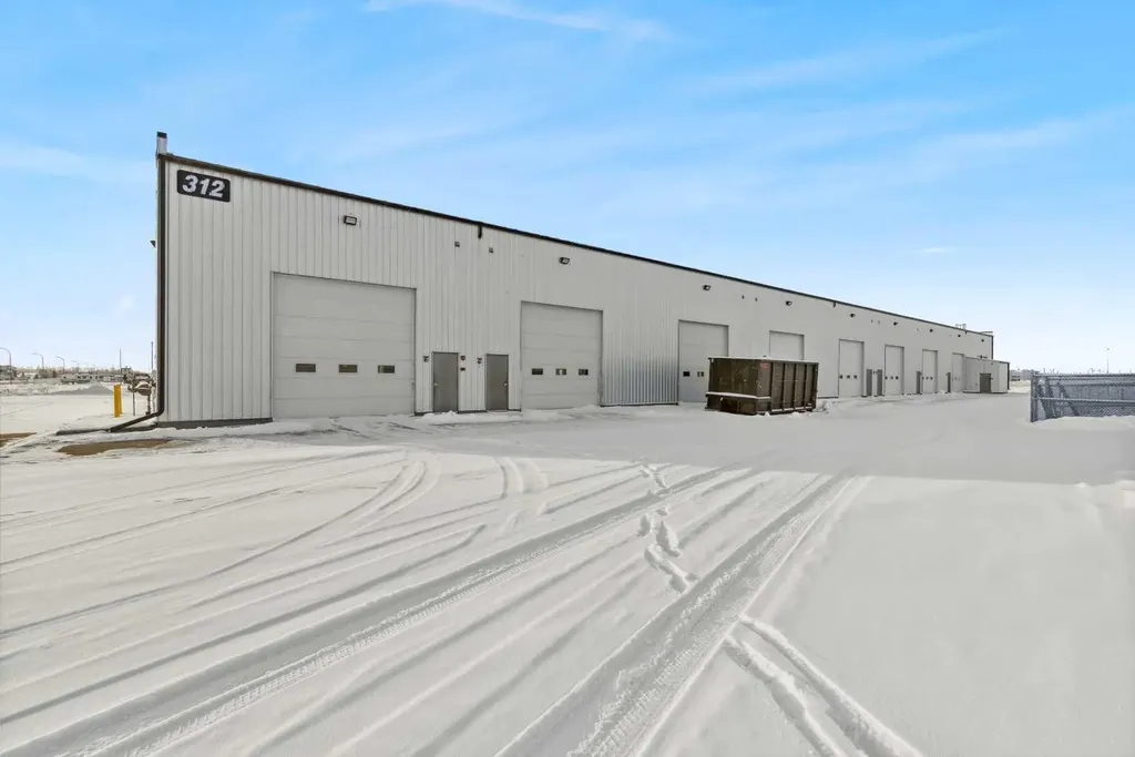 312 Energy Way Rural Red Deer County AB T0M1R0