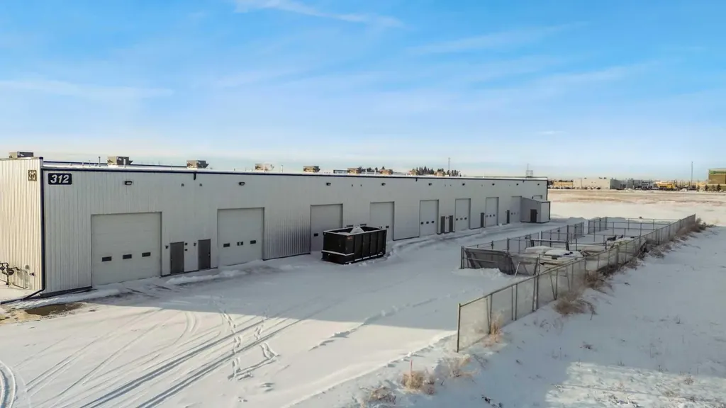 312 Energy Way Rural Red Deer County AB T0M1R0