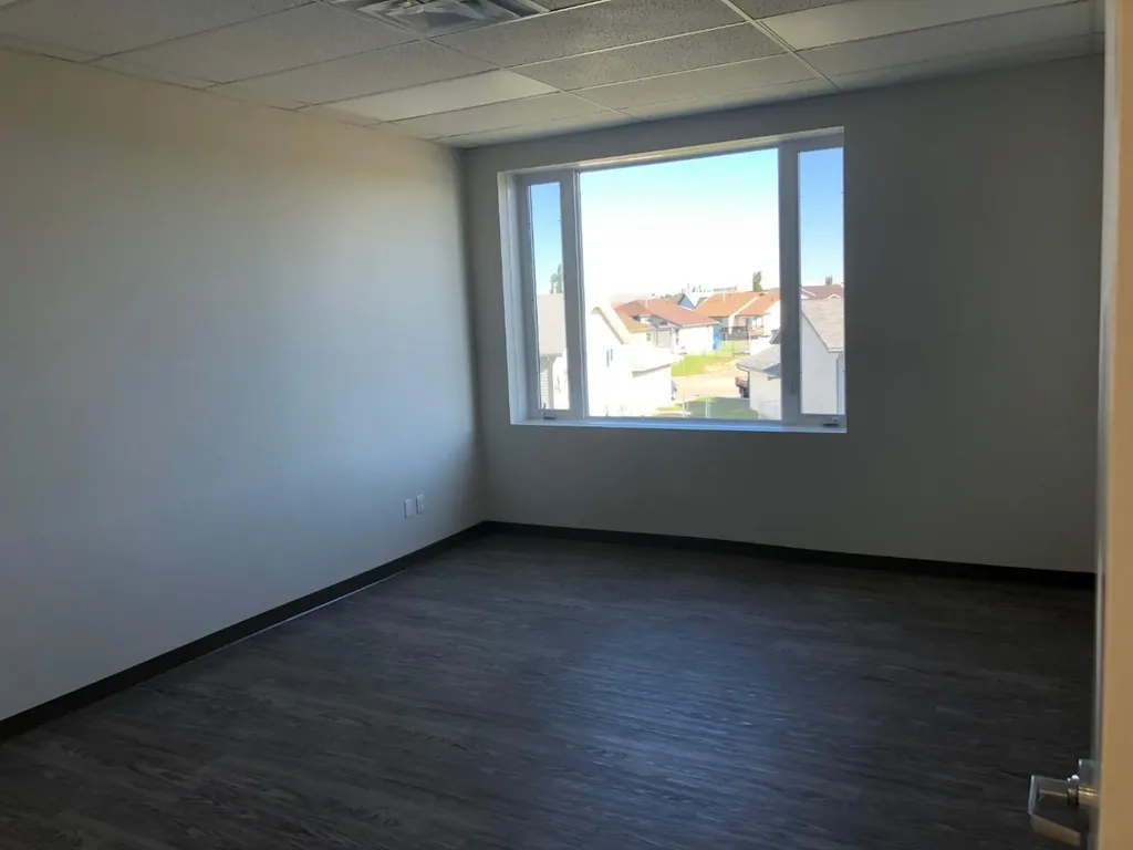 11745 105 Street Grande Prairie AB T8V 2Z7