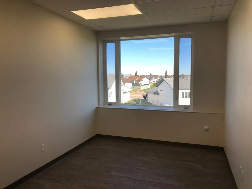 11745 105 Street Grande Prairie AB T8V 2Z7