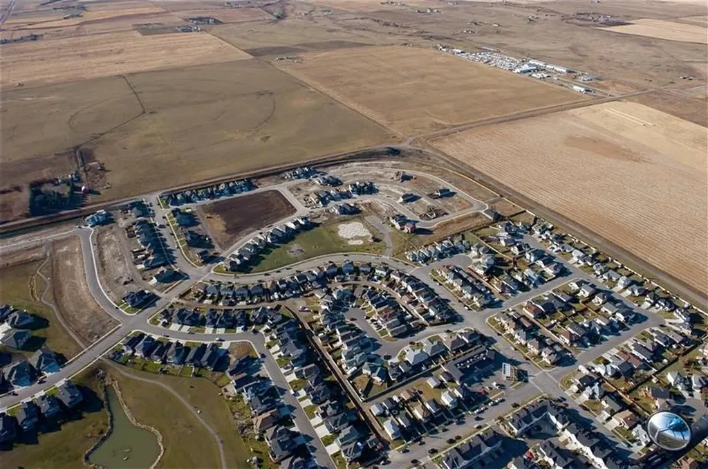 64 Street NE Coal Trail NW High River AB T1V 0E2