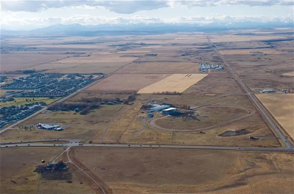 64 Street NE Coal Trail NW High River AB T1V 0E2