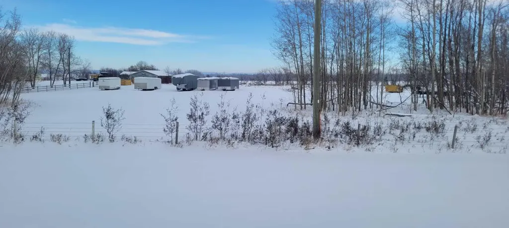 38449 Highway 20 Sylvan Lake AB T4S1Z7
