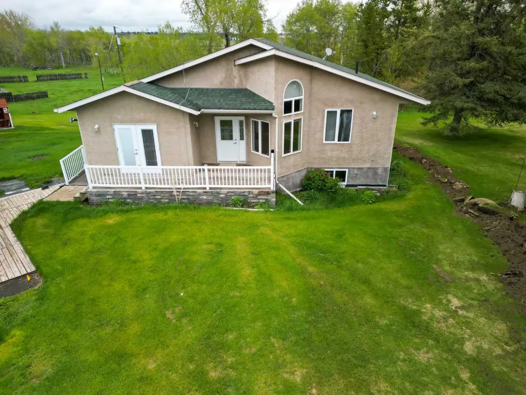 3402 3 Township Road 392 Rural Lacombe County AB T0M 0X0