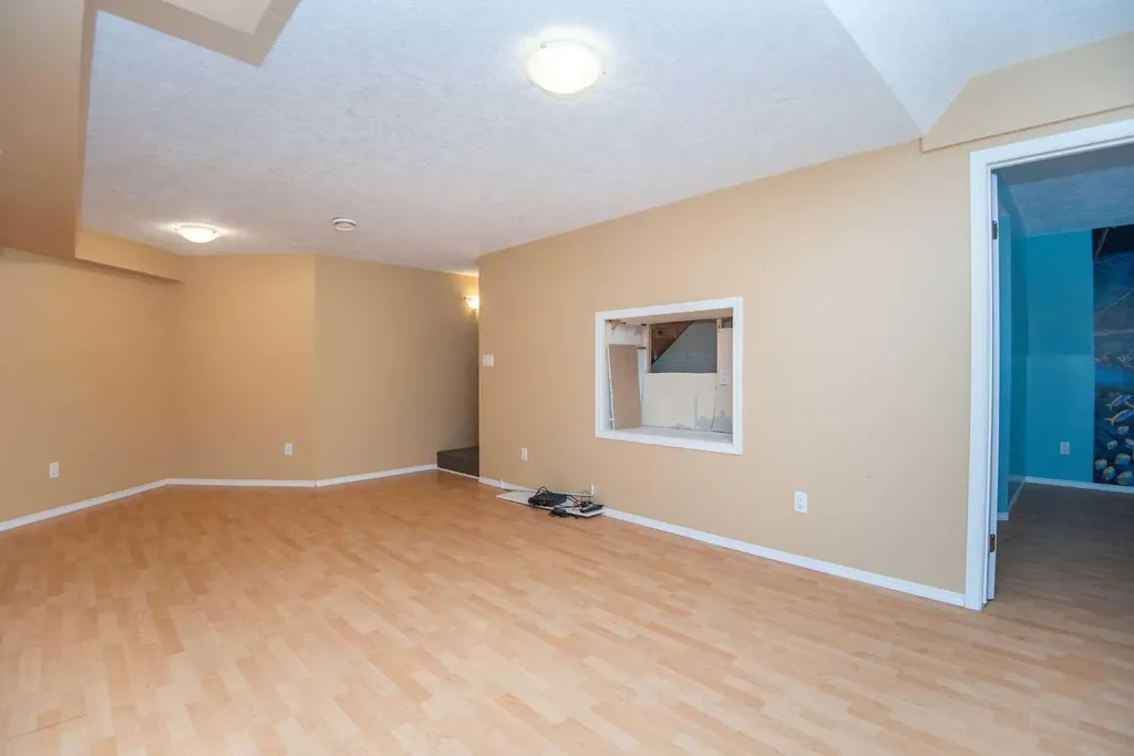 3402 3 Township Road 392 Rural Lacombe County AB T0M 0X0