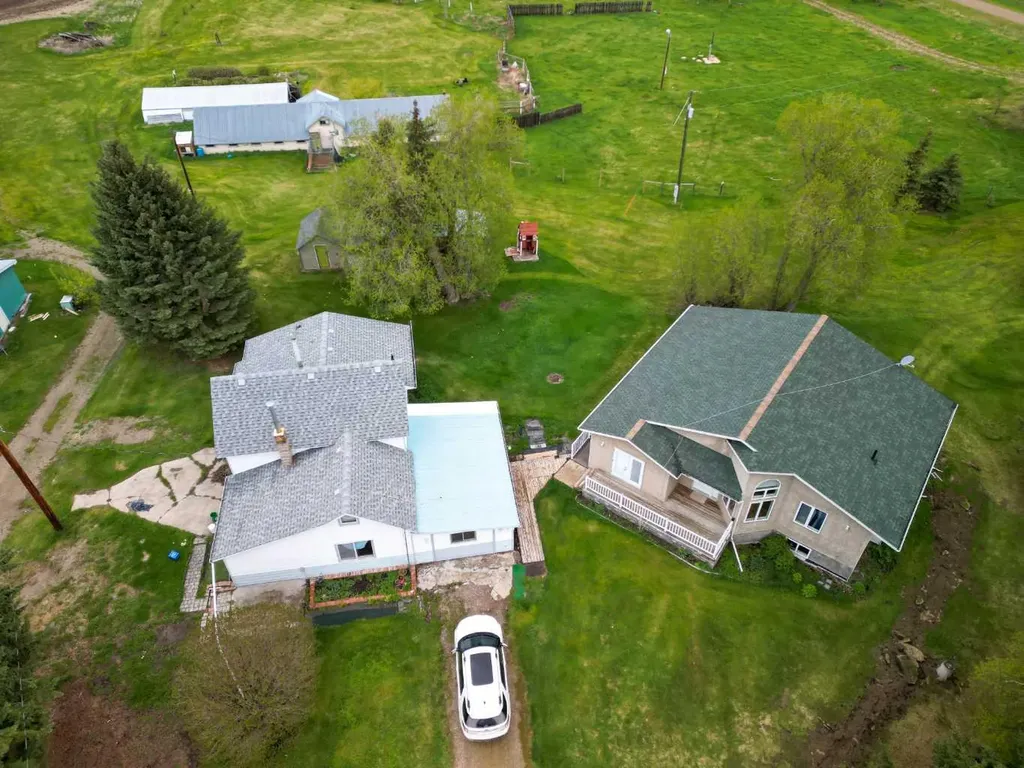 3402 3 Township Road 392 Rural Lacombe County AB T0M 0X0