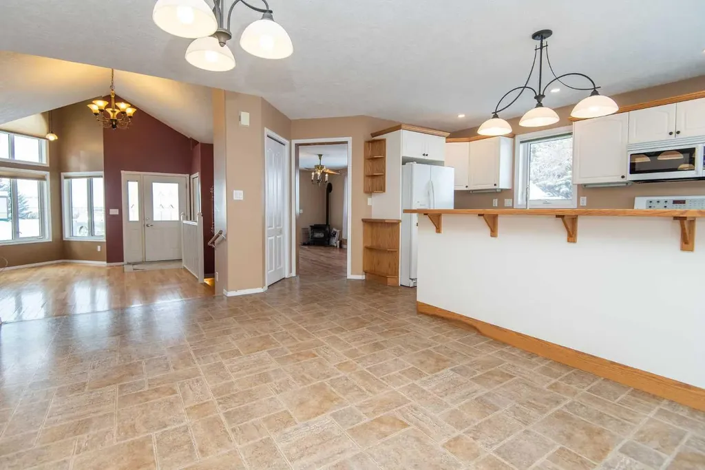 3402 3 Township Road 392 Rural Lacombe County AB T0M 0X0