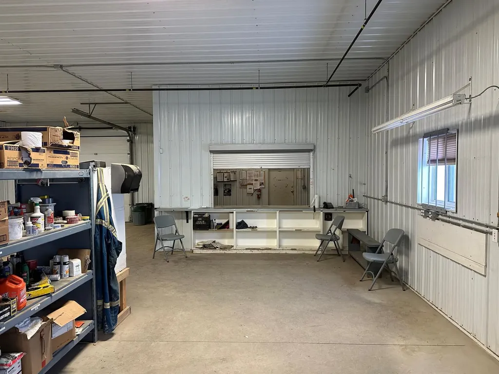 6901 96 Street Clairmont AB T8X 5B3