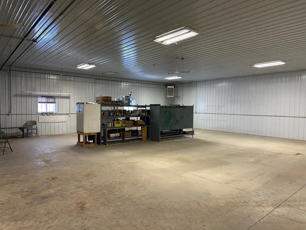 6901 96 Street Clairmont AB T8X 5B3