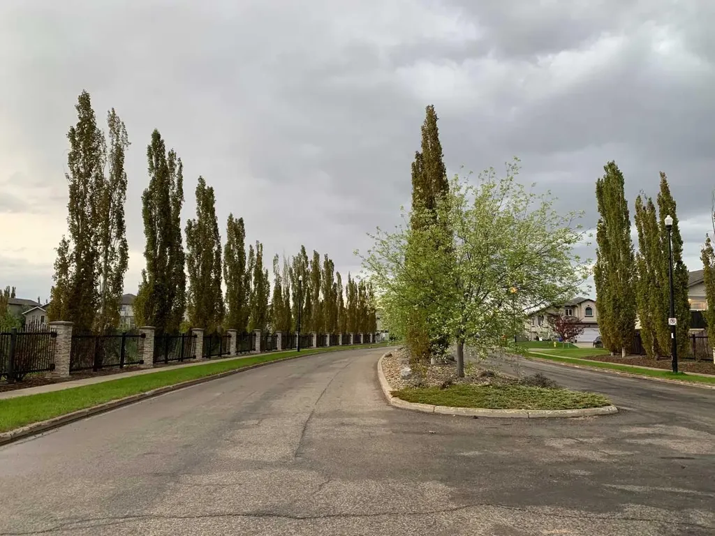 8622 72 Avenue Grande Prairie AB T8X 0N9
