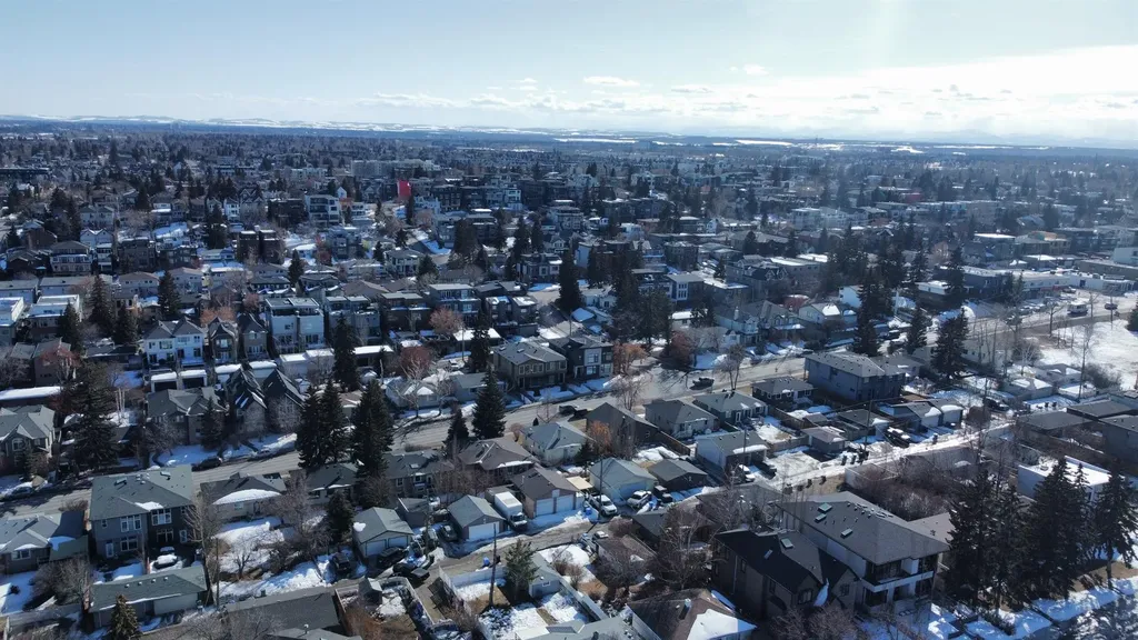 1920 To 1948 26 Avenue SW Calgary AB T2T 1E3