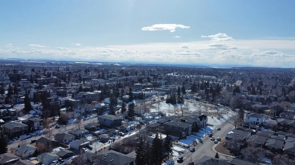 1920 To 1948 26 Avenue SW Calgary AB T2T 1E3