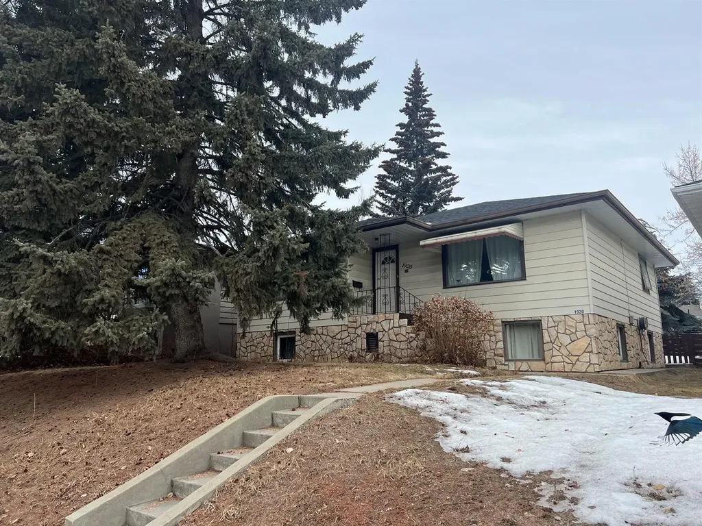 1920 To 1948 26 Avenue SW Calgary AB T2T 1E3