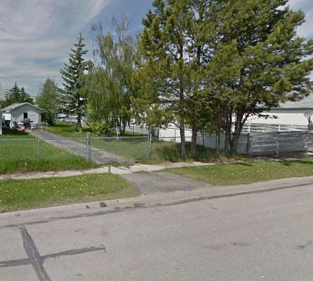 9820 99 Street Wembley AB T0H 3S0