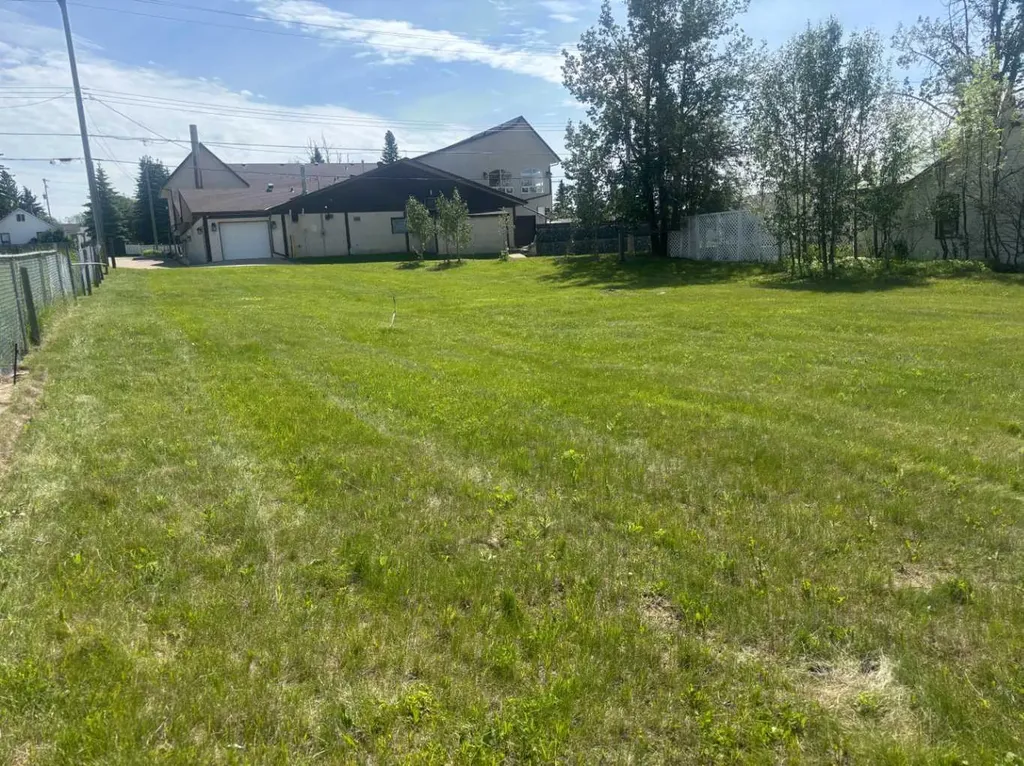 49 Street Rocky Mountain House AB T4T 1A3