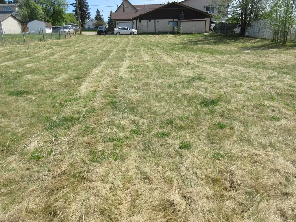 49 Street Rocky Mountain House AB T4T 1A3