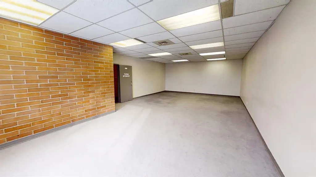 9914 109 Avenue Grande Prairie AB T8V 1R6