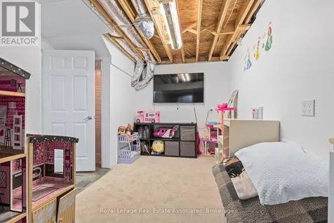 62 Somerville Road Halton Hills (ac Acton) ON L7J 2Z7