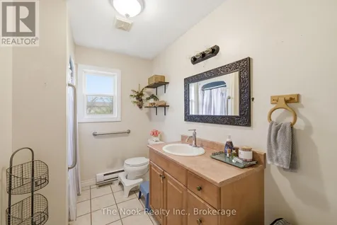4 Mcgillivray Lane Kawartha Lakes (carden) ON L0K 1B0
