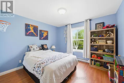 4 Mcgillivray Lane Kawartha Lakes (carden) ON L0K 1B0