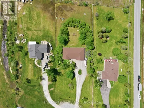 4 Mcgillivray Lane Kawartha Lakes (carden) ON L0K 1B0