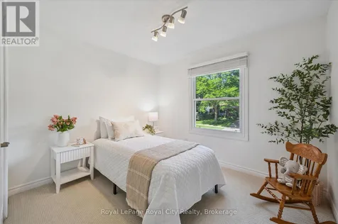 38 Shadybrook Crescent Guelph (kortright West) ON N1G 3G5