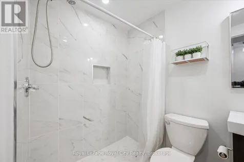 38 Shadybrook Crescent Guelph (kortright West) ON N1G 3G5