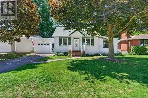 7 Maple Avenue Prince Edward County (picton Ward) ON K0K 2T0