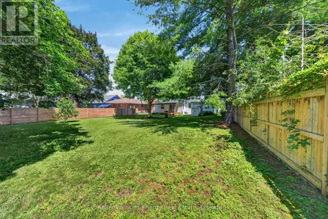 7 Maple Avenue Prince Edward County (picton Ward) ON K0K 2T0