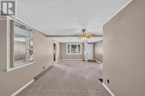 7 Maple Avenue Prince Edward County (picton Ward) ON K0K 2T0