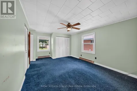 7 Maple Avenue Prince Edward County (picton Ward) ON K0K 2T0